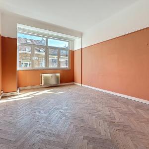Molière/Alsemberg, ravissant appartement 2ch à rénover