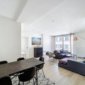 Quartier Européen: Superbe appartement meublé 2 ch +terrasse