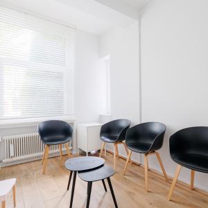  Brugmann Messidor : Rdc 2 chambres + bureau, usage prof lib