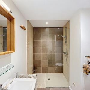 Cinquantenaire : Superbe appartement meublé de 2 chambres