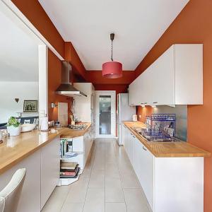 Cinquantenaire : Superbe appartement meublé de 2 chambres