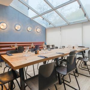 Place Brugmann: Magnifique surface commercial de ± 130 m²