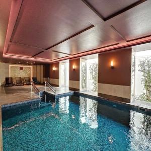 Pl. Brugmann : Somptueux appartement - Immeuble de prestige