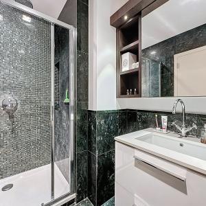 Pl. Brugmann : Somptueux appartement - Immeuble de prestige