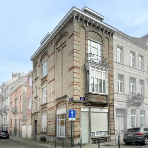 Square Ambiorix - Maison de commerce + habitation