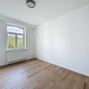 Pl. Stéphanie : Bel appartement de caractère 