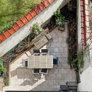 Molière, maison de caractère avec terrasse et garage