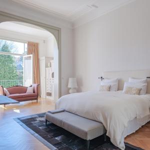 SOUS OFFRE !! Saint-Gilles : Splendide maison 5 chambres + atelier garage
