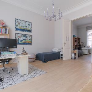 SOUS OFFRE !! Saint-Gilles : Splendide maison 5 chambres + atelier garage