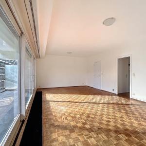 SOUS OFFRE !! Floride / Observatoire: Beau studio + jolie terrasse Sud 