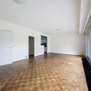 SOUS OFFRE !! Floride / Observatoire: Beau studio + jolie terrasse Sud 