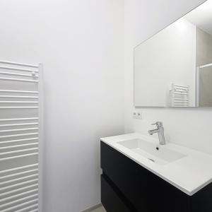 Chée d'Ixelles : Bel appartement remis à neuf +  terrasse