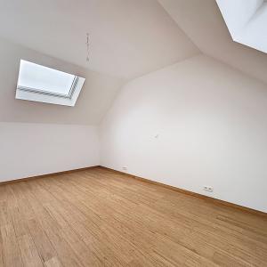 Chée d'Ixelles : Superbe triplex colocation acceptée