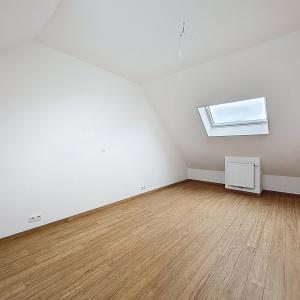 Chée d'Ixelles : Superbe triplex colocation acceptée