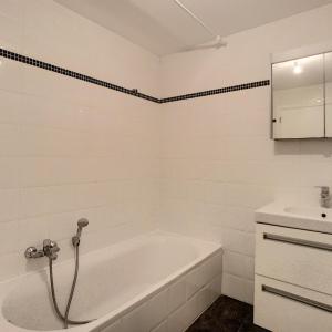 VDK/Churchill : Bel appartement moderne + balcon