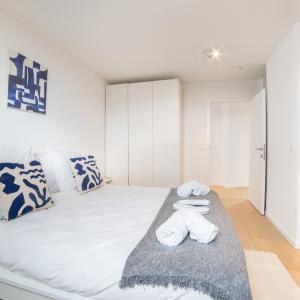 Molière: Appartement rénové 4 ch, 4 sdd Possibilité terrasse