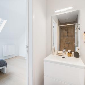 Molière: Appartement rénové 4 ch, 4 sdd Possibilité terrasse