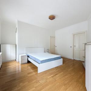 De Crayer : splendide maison de Maître 2 ch meublée