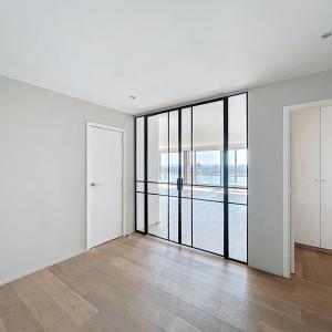 Cinquantenaire : Superbe penthouse + vue panoramique