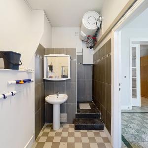 Pl. Brugmann : Bel appartement meublé 