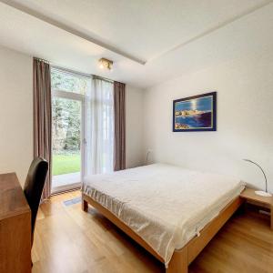 BDC/ROOSEVELT : Beau rez-de-chaussée 3 chambres meublé 