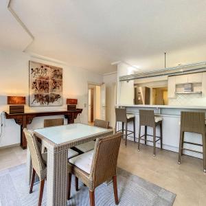 BDC/ROOSEVELT : Beau rez-de-chaussée 3 chambres meublé 