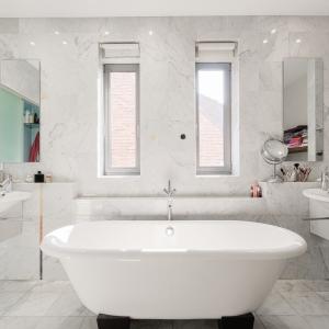 Beersel/Uccle, splendide villa 6 chambres, 4 sdb avec jardin