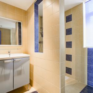 Beersel/Uccle, splendide villa 6 chambres, 4 sdb avec jardin