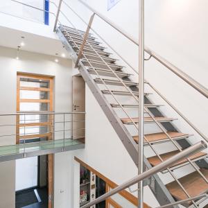 Beersel/Uccle, splendide villa 6 chambres, 4 sdb avec jardin
