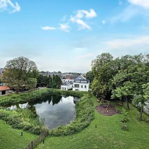 Globe : Penthouse neuf 2 chambres + terrasse + parking