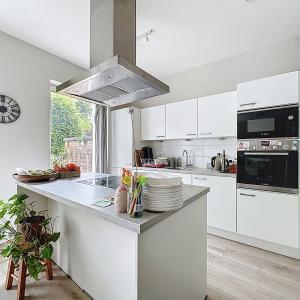 Héros/Brugmann : Superbe appartement avec jardin 