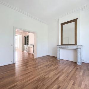 Cinquantenaire : Superbe duplex 2 chambres