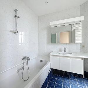 Cinquantenaire : Superbe duplex 2 chambres