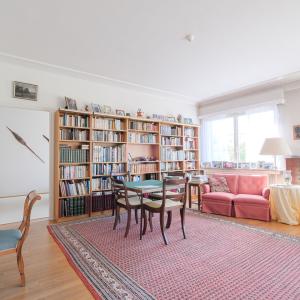 Longchamps : Magnifique appartement 2 ch, terrasses & garage