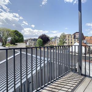 Boondael : Superbe appartement remis à neuf + terrasse