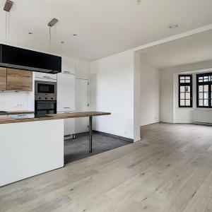 Boondael : Superbe appartement remis à neuf + terrasse