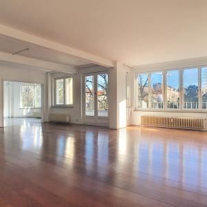 Square Marie Louise : Somptueux appartement 3 chambres