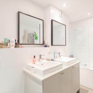 Châtelain:  Magnifique duplex rez-de-chaussée avec jardin