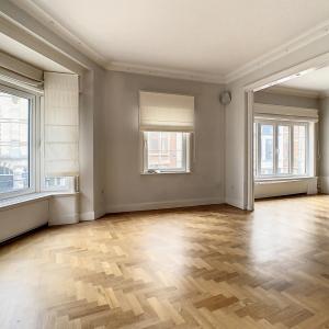 JB Meunier : Bel appartement de caractère de 2 chambres