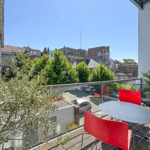 St. Boniface/Trône: appartement 2 chambres + terrasse 