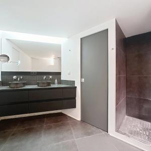 Saint-Gilles : Magnifique loft non meublé + terrasse