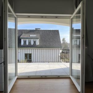 Uccle/Linkebeek : Belle villa rénovée de 4 ch.+ bureau 
