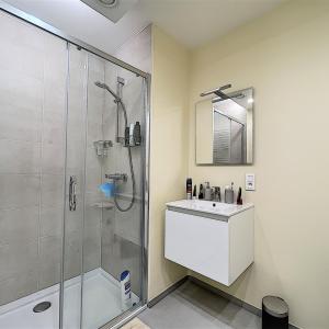 King Charles/Charleroi : Bel appartement 1 ch meublé 