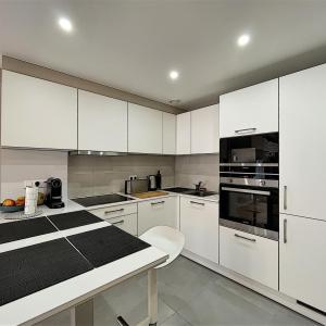 King Charles/Charleroi : Bel appartement 1 ch meublé 