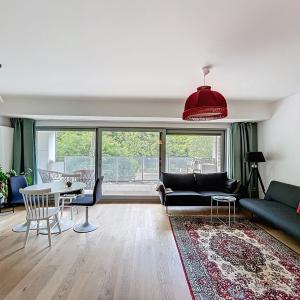 Quartier Européen : Bel appartement 2 chambres avec terrasse