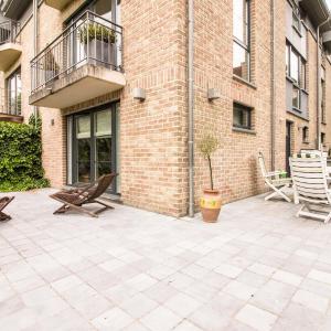 Lycée Français : Jolie villa jumelée terrasse et jardin SO 