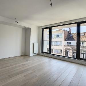 King Charles : Bel appartement + balcon + parking