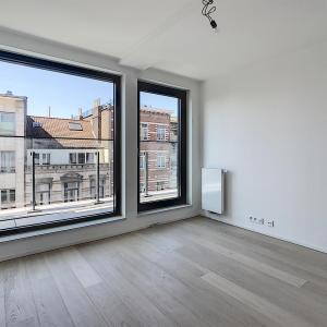 King Charles : Bel appartement + balcon + parking