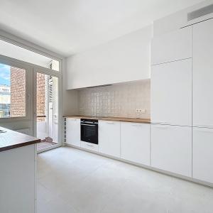 Legrand : Bel appartement rénové de 2 chambres + terrasse