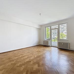 Legrand : Bel appartement rénové de 2 chambres + terrasse